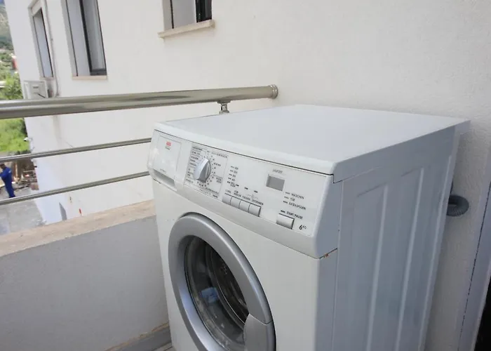 Ionian Blue Ii * Himarë